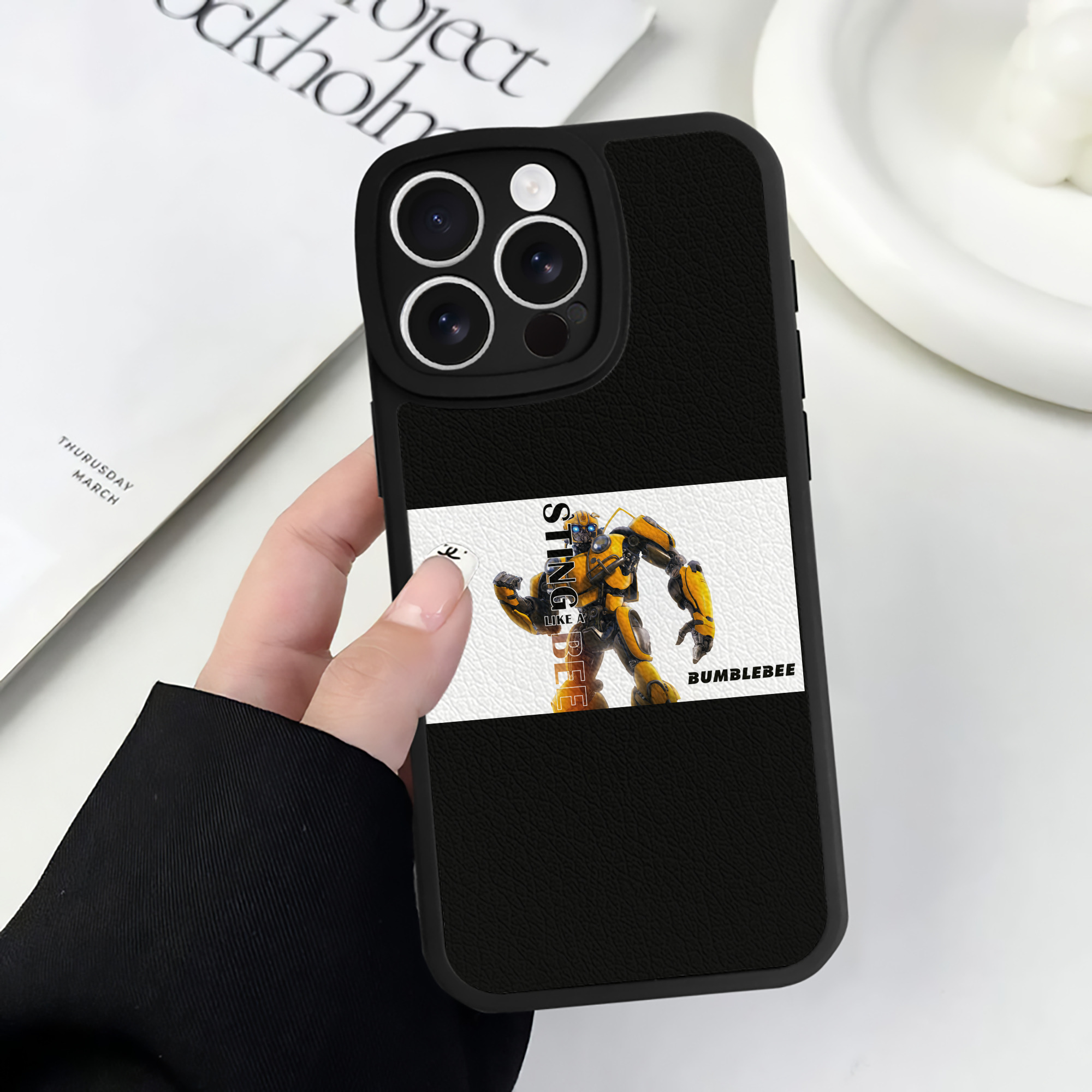 （画像用）  【iPhone 16シリーズ対応】シリコンスマホケース（レザー調） 材質：シリコン